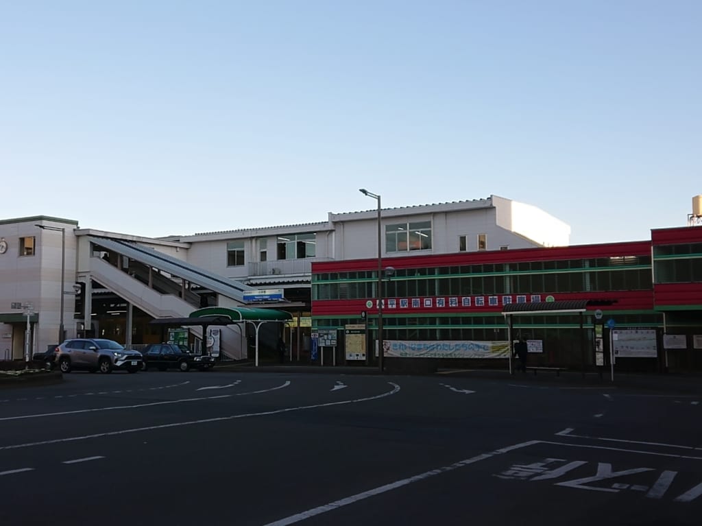 小平駅南口のロータリー