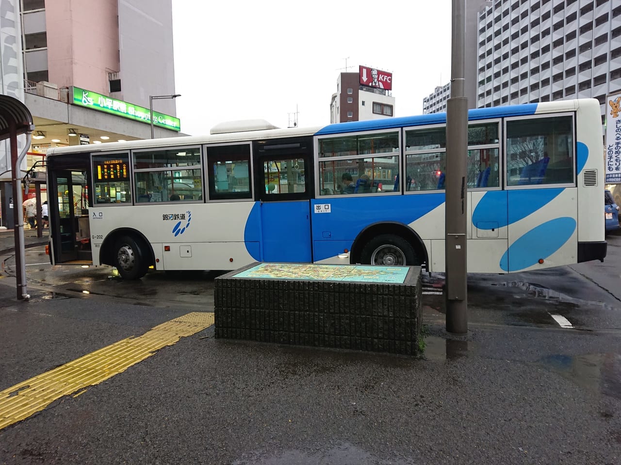 小平駅の銀河鉄道バス